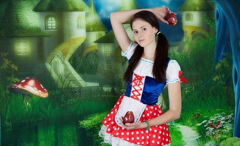 Елена, 24